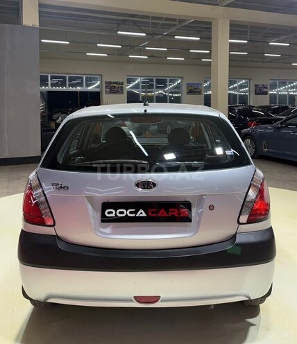 Kia Rio-8