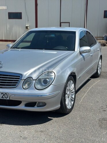 Mercedes E 220-6