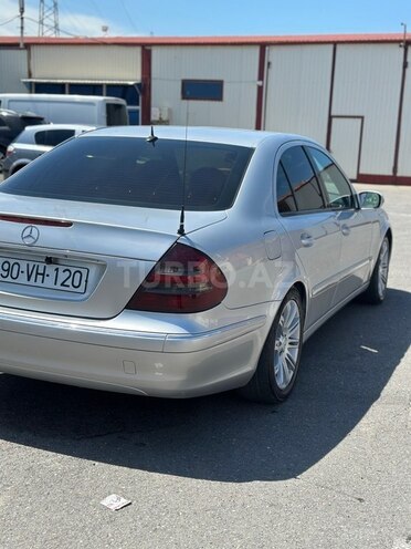 Mercedes E 220-4