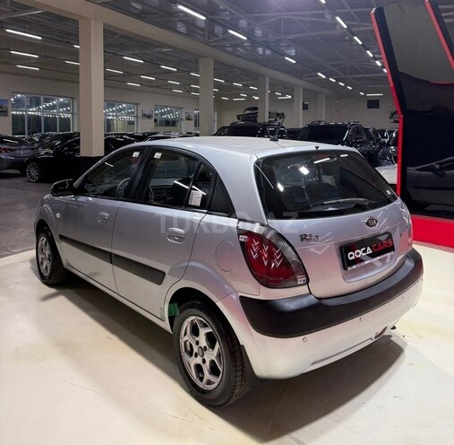 Kia Rio-6