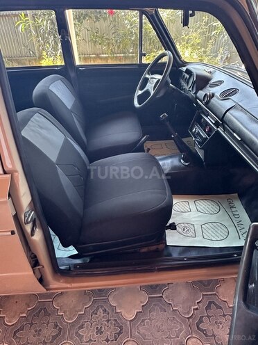 LADA (VAZ) 2106-5