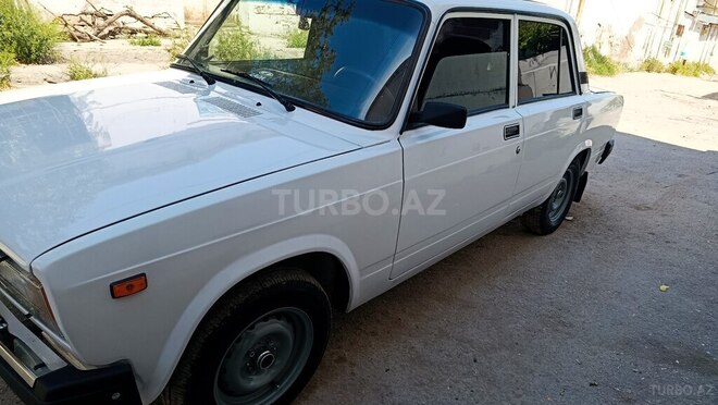 LADA (VAZ) 2107-10