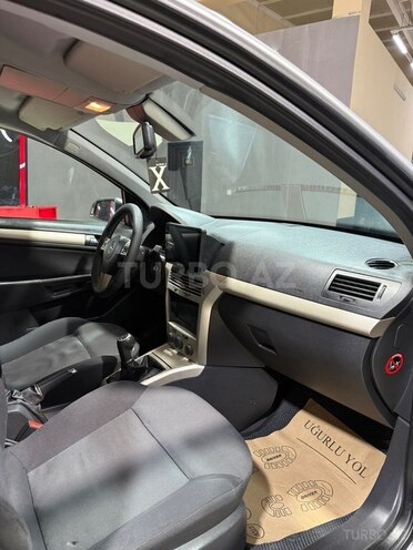 Opel Astra-10