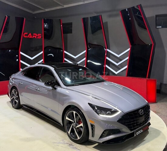 Hyundai Sonata-4
