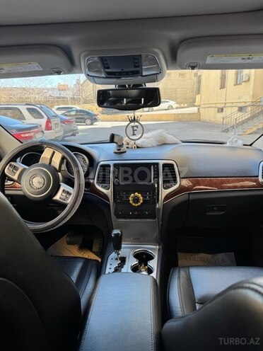 Jeep Grand Cherokee-2