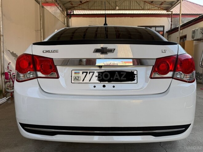 Chevrolet Cruze-2