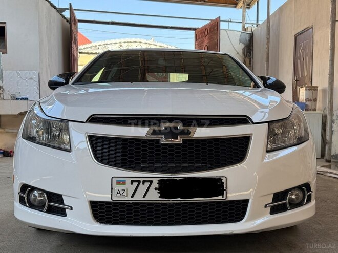 Chevrolet Cruze-1
