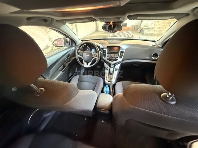 Chevrolet Cruze-5