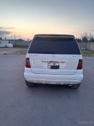 Mercedes ML 320-5