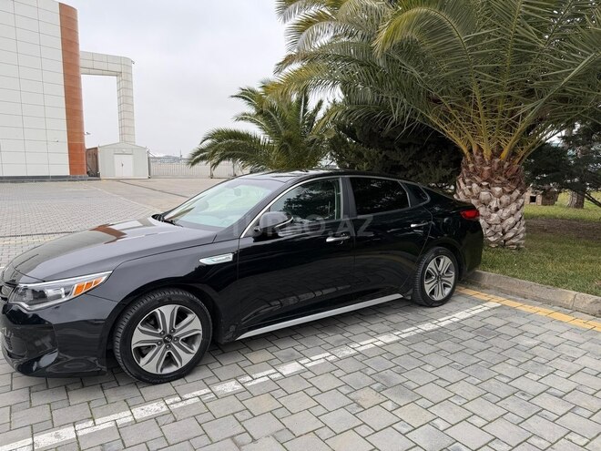 Kia Optima-4
