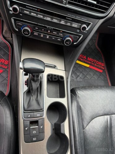 Kia Optima-10