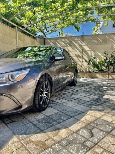 Toyota Camry-2