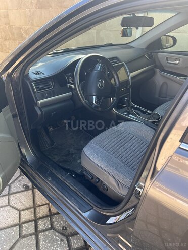 Toyota Camry-6