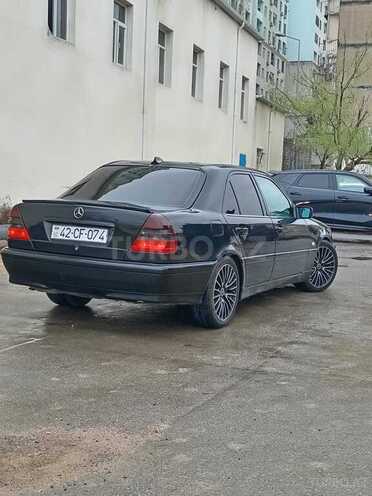 Mercedes C 180-5