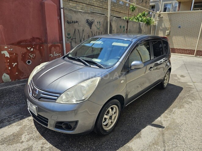 Nissan Note-5