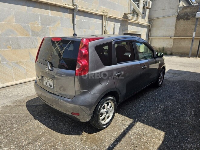 Nissan Note-9
