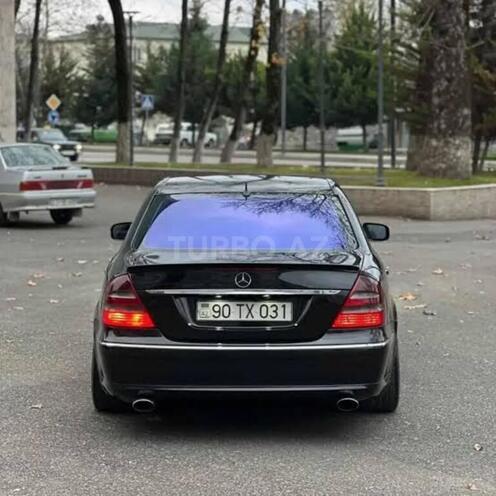 Mercedes E 270-2