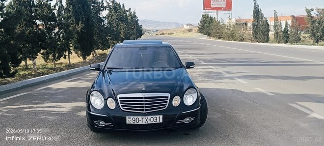 Mercedes E 270-6