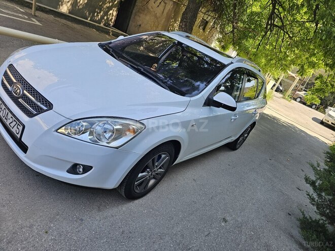 Kia Ceed SW-8