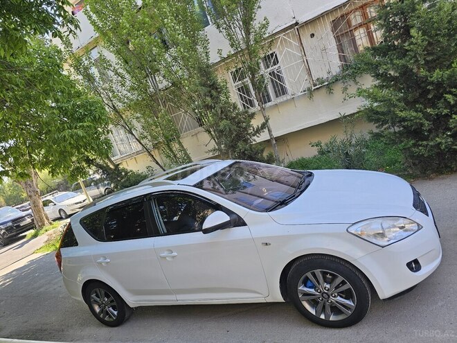 Kia Ceed SW-14
