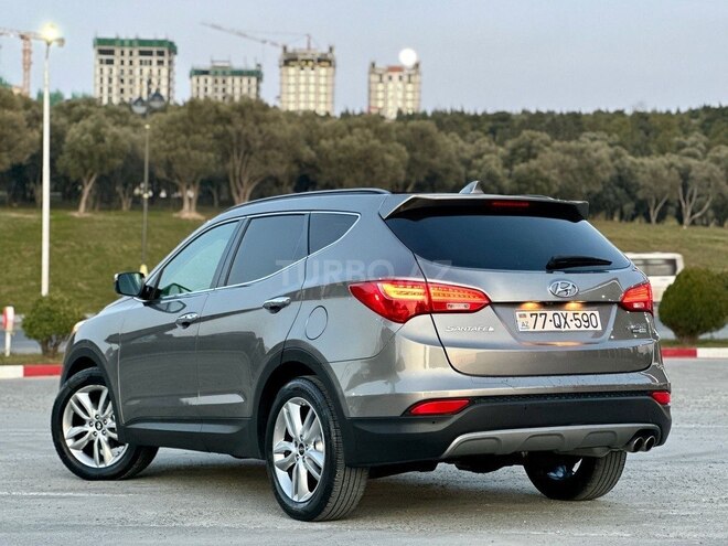 Hyundai Santa Fe-10