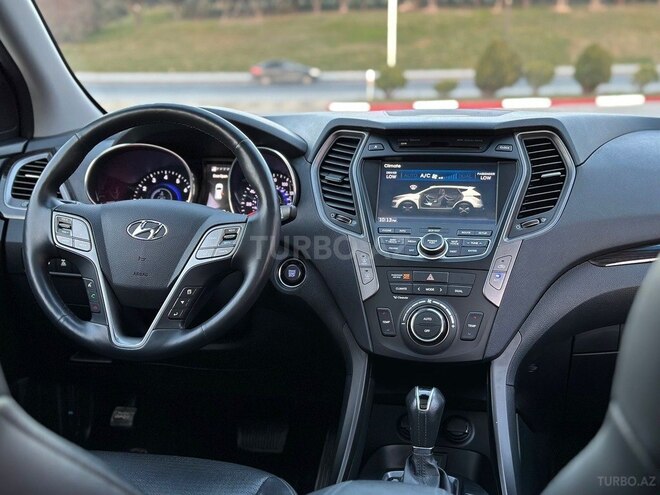 Hyundai Santa Fe-17
