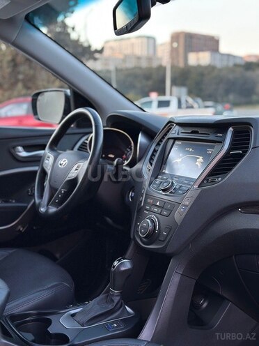 Hyundai Santa Fe-16