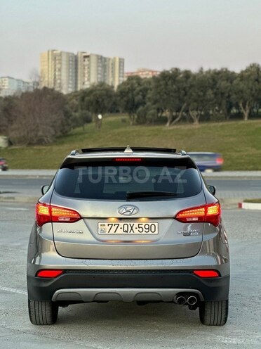 Hyundai Santa Fe-8