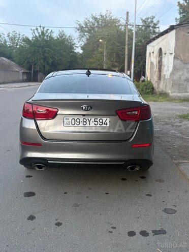 Kia Optima-2