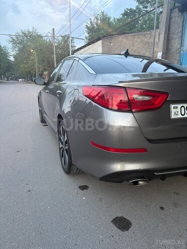 Kia Optima-5