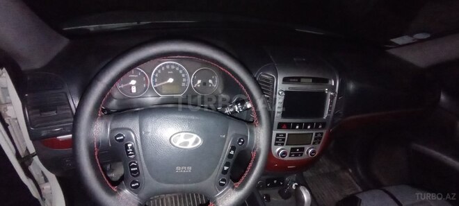 Hyundai Santa Fe-6