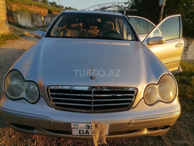 Mercedes C 230-1