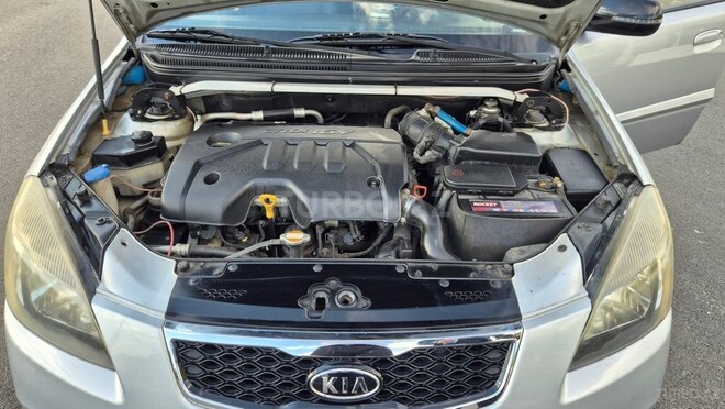 Kia Pride-5