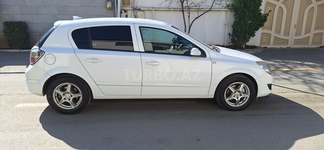 Opel Astra-7