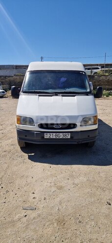 Ford Transit-1
