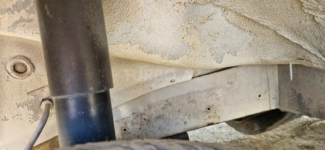 Ford Transit-8