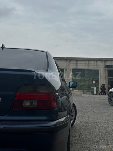 BMW 525-6