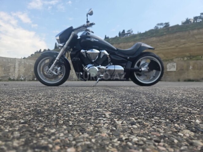 Suzuki Intruder M1800R-7