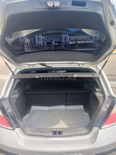 Opel Astra-10