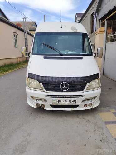 Mercedes Sprinter 208-1