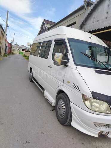 Mercedes Sprinter 208-4