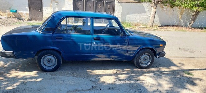 LADA (VAZ) 2107-4