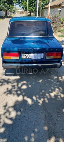 LADA (VAZ) 2107-2