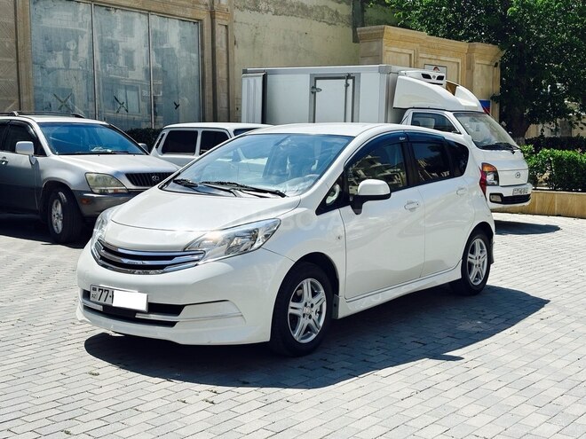 Nissan Note-1