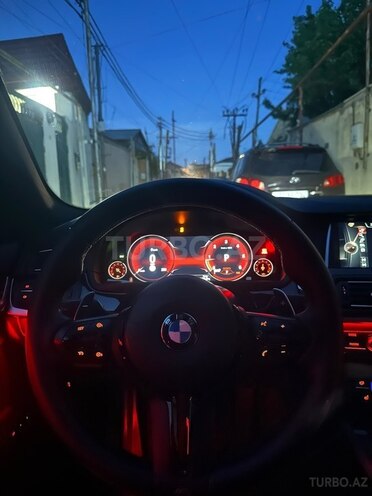 BMW 520d-13