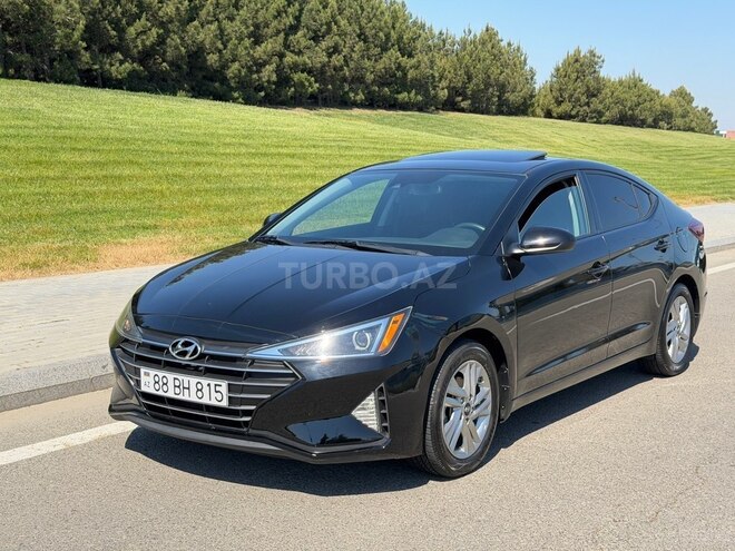 Hyundai Elantra-1