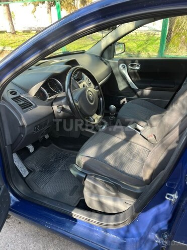 Renault Megane-8