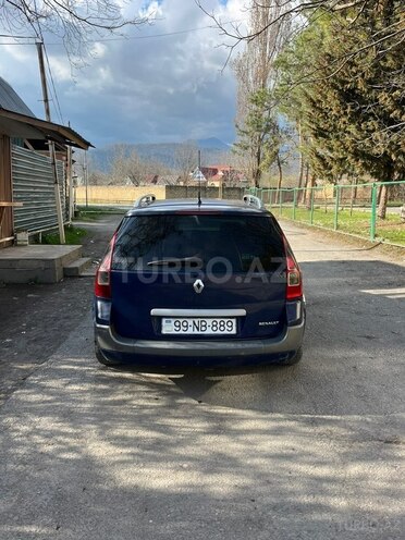 Renault Megane-6