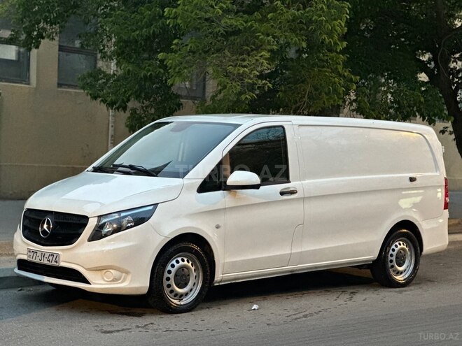 Mercedes Vito-1