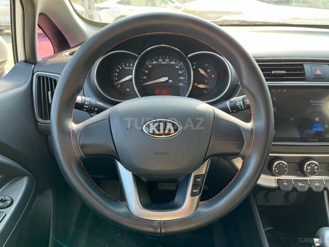 Kia Pride-3